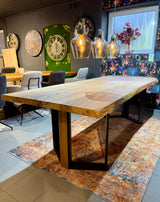 4 Bohlen Baumkante Esstisch Wesel Eiche hell geölt 250 cm mit Holz-Metall Gestell