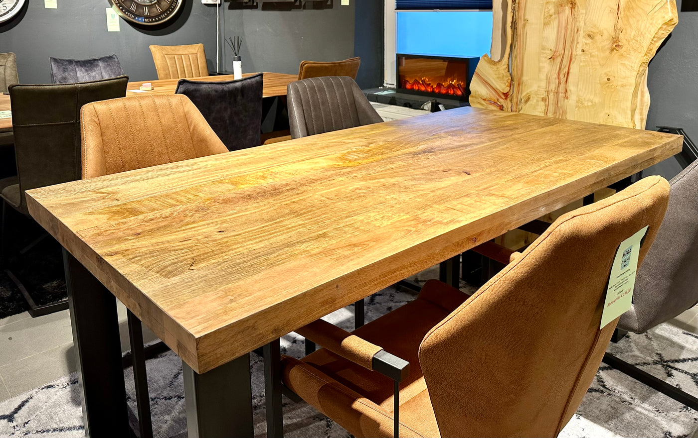 Esstisch Mumbai Mango 200 bis 300 in 6 cm Dicke Holz mit U Metall Gestell schwarz massiv 4 Größen