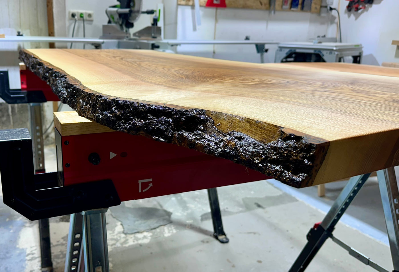 180 cm Edel Esche Baumstamm Tischplatte Holzplatte 5 cm massiv naturbelassene Baumkante