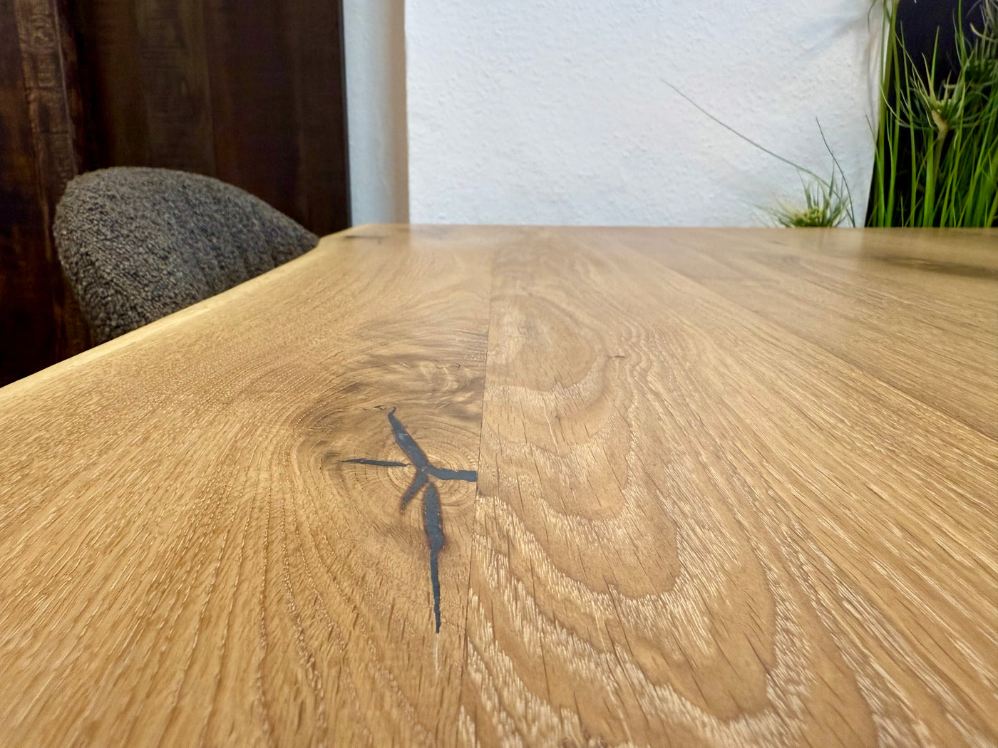 Esstisch Düsseldorf Eiche massiv 160 bis 240 in 3 cm Dicke Holz geölt mit Spider Metall Gestell schwarz 5 Größen