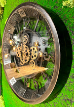 Lade das Bild in den Galerie-Viewer, 46 cm Wanduhr Bruxelles mit Animation antik-schwarz drehende Zahnräder Vintage &amp; Industrial Stil
