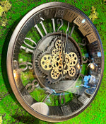 Lade das Bild in den Galerie-Viewer, 46 cm Wanduhr Bruxelles mit Animation antik-schwarz drehende Zahnräder Vintage &amp; Industrial Stil
