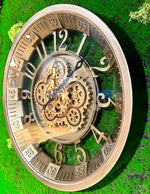 Lade das Bild in den Galerie-Viewer, 46 cm Wanduhr Brüssel 46 cm mit Animation antik-silber messing drehende Zahnräder Industrial
