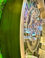Lade das Bild in den Galerie-Viewer, 46 cm Wanduhr Brüssel 46 cm mit Animation antik-silber messing drehende Zahnräder Industrial
