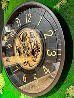 Lade das Bild in den Galerie-Viewer, 66 cm Zürich Wanduhr mit Zahnrädern schwarz gold
