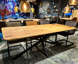 Table à manger danoise ovale design en chêne massif 3 - de 200 à 240 cm huilé avec piètement spider noir et bord suisse