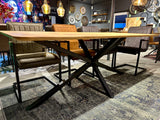 Table à manger danoise ovale design en chêne massif 3 - de 200 à 240 cm huilé avec piètement spider noir et bord suisse