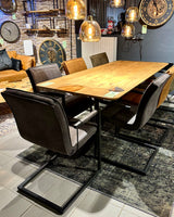 Table à manger danoise ovale design en chêne massif 3 - de 200 à 240 cm huilé avec piètement spider noir et bord suisse