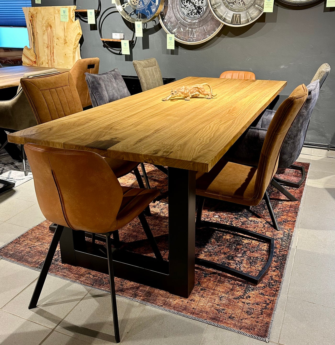 Esstisch Danbury Eiche massiv 240 in 4 cm Dicke Holz geölt mit U Metall Gestell schwarz