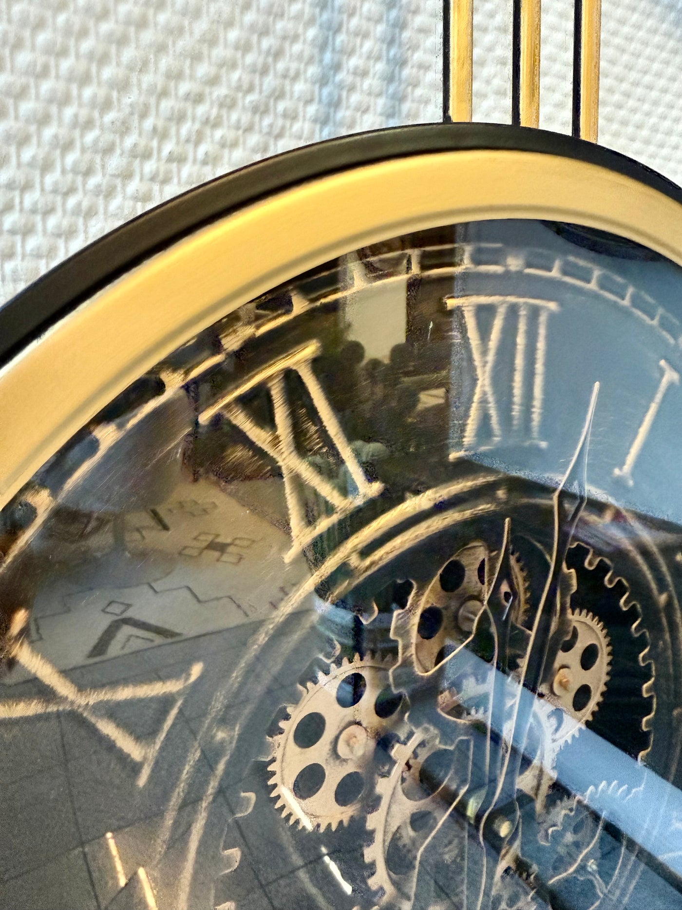 90 cm Wanduhr Nora mit Zahnrädern schwarz gold Wand Uhr Antik