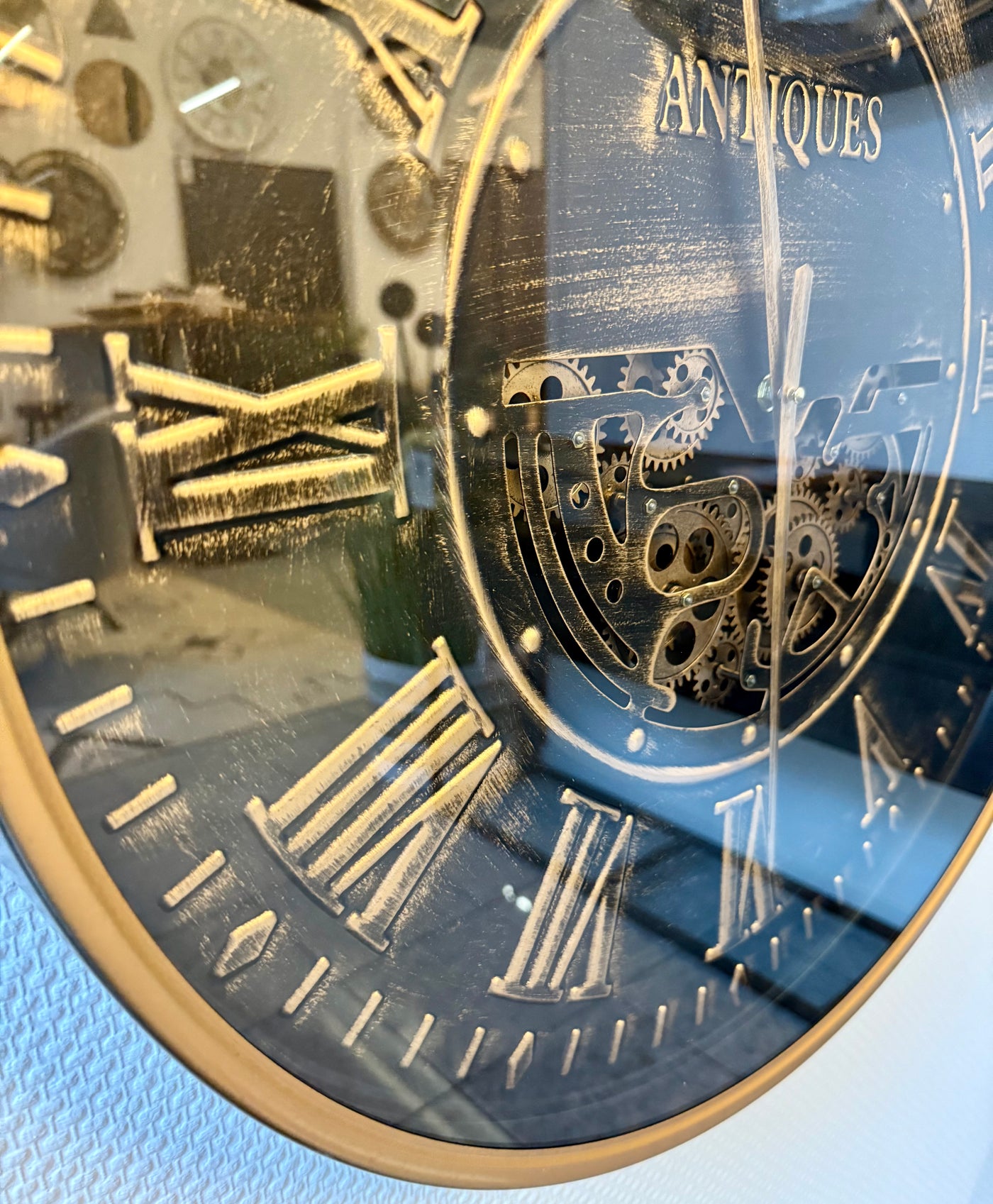 Horloge murale 60 cm antique vintage avec engrenages or vieilli noir