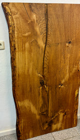 Epoxidharz Baumkante Esstisch Wildeiche 140 cm mit Spider Gestell