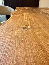 Epoxidharz Baumkante Esstisch Wildeiche 140 cm mit Spider Gestell