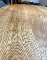 Esstisch Osnabrück Eiche massiv 200 cm in 4 cm Dicke Holz geölt mit Spider Metall Gestell schwarz