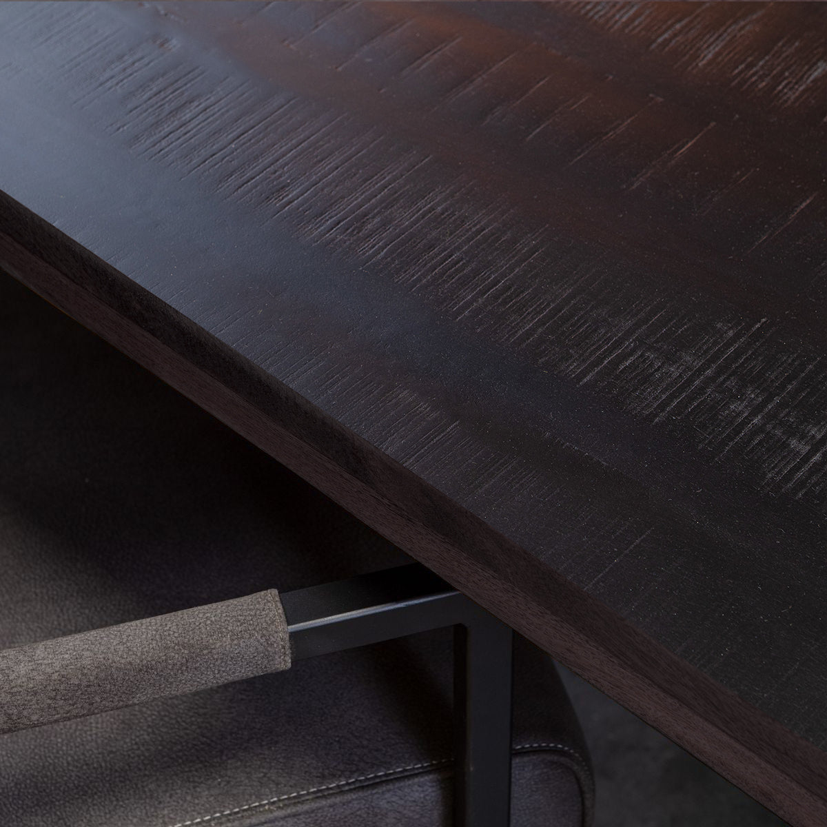 Table à manger Denber, manguier noir, 160 à 300 & 6 cm avec piètement araignée