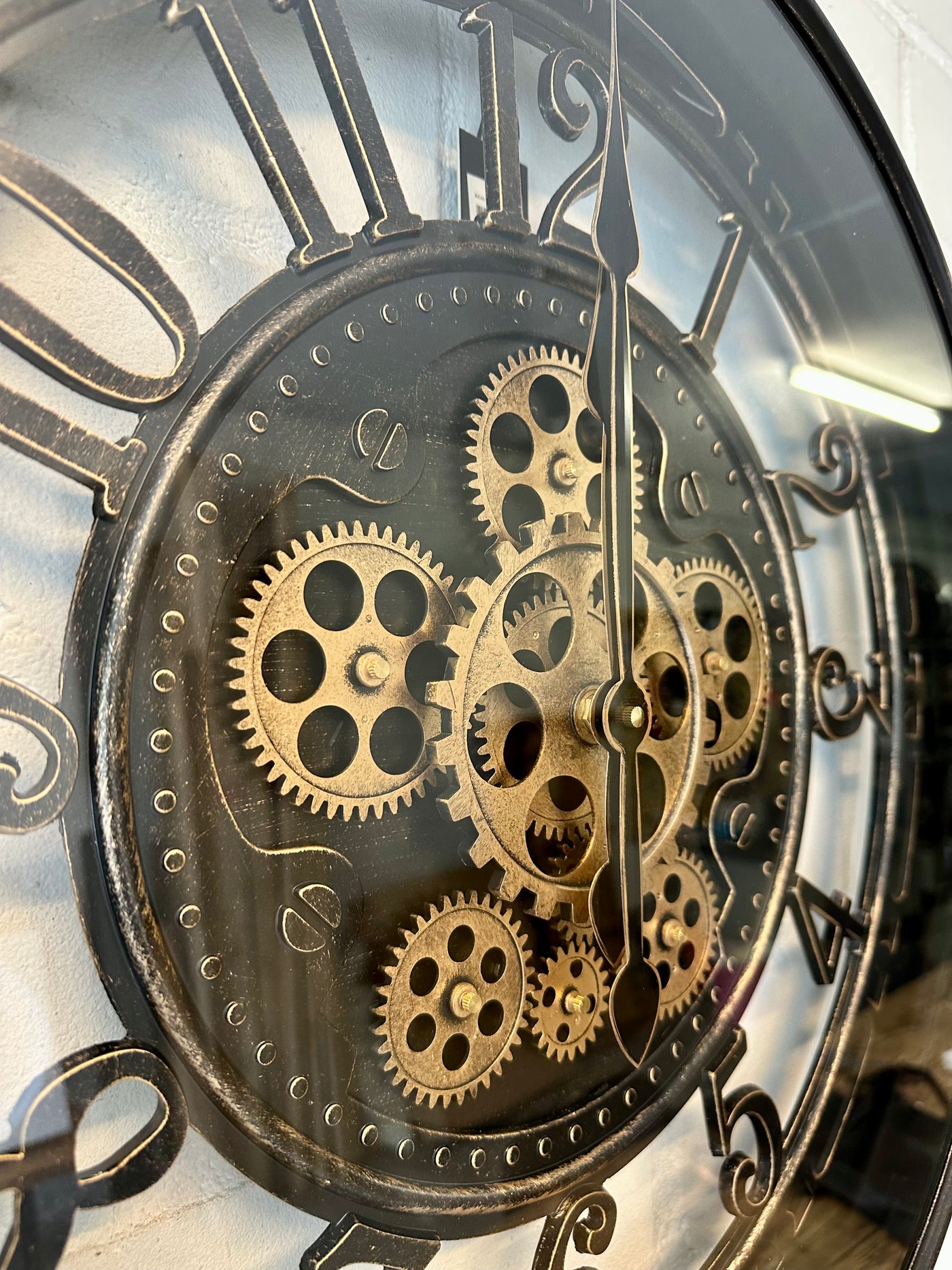Wanduhr Zahnrad Berlin Zählwerk Animation schwarz 55 cm
