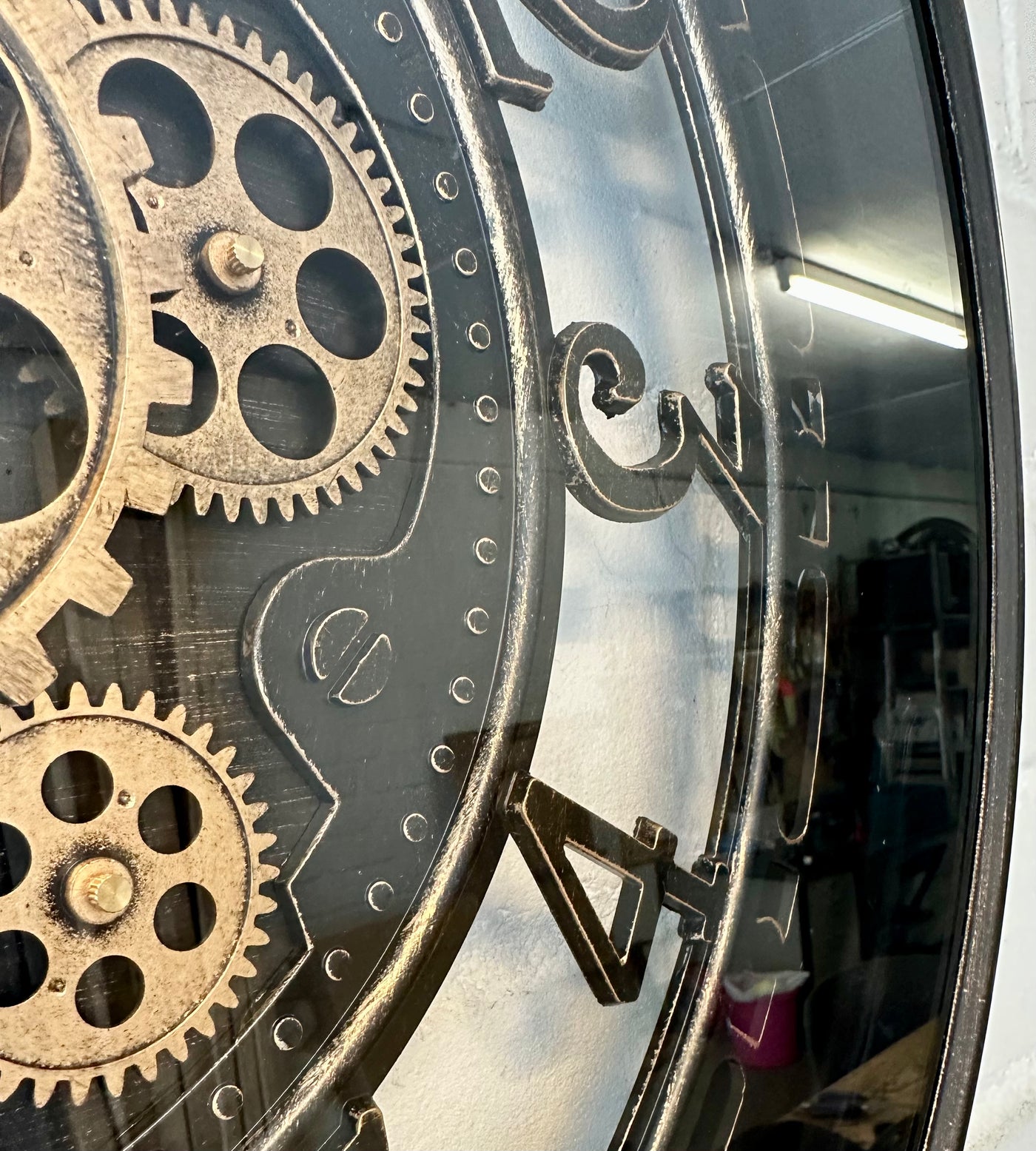 Wanduhr Zahnrad Berlin Zählwerk Animation schwarz 55 cm