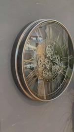 Laden und Abspielen von Videos im Galerie-Viewer, KENSINGTON Wanduhr Zahnrad Zählwerk Animation silber grau
