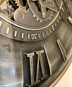 Leeds 59 cm Wanduhr Zahnrad Zählwerk Animation silber grau
