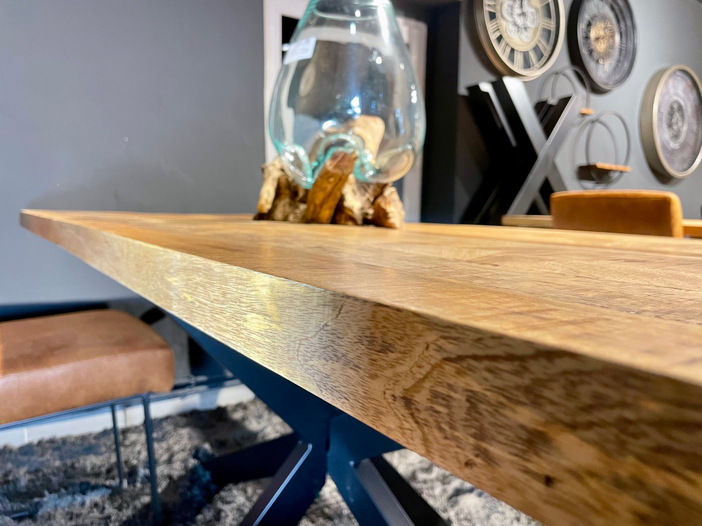 Esstisch Kalkutta Mango massiv 160 bis 240 in 4 cm Holz Dicke mit Spider Gestell in 5 Größen