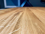 Lade das Bild in den Galerie-Viewer, Esstisch Köln Eiche massiv 200 bis 320 in 4 cm Dicke Holz geölt mit Spider Metall Gestell schwarz 6 Größen
