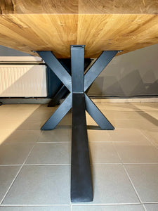 Esstisch Köln Eiche massiv 200 bis 320 in 4 cm Dicke Holz geölt mit Spider Metall Gestell schwarz 6 Größen