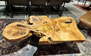 Massiver Epoxid Couchtisch aus Edelesche Holz 150 cm Epoxy Wohnzimmer Tisch Echtholz