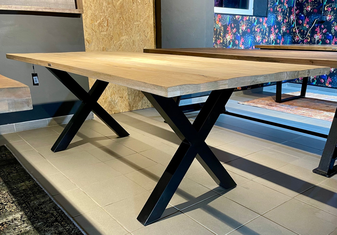 210 cm Mango hell Holz Esstisch Malibu mit X Metall Gestell schwarz 4 cm massiv
