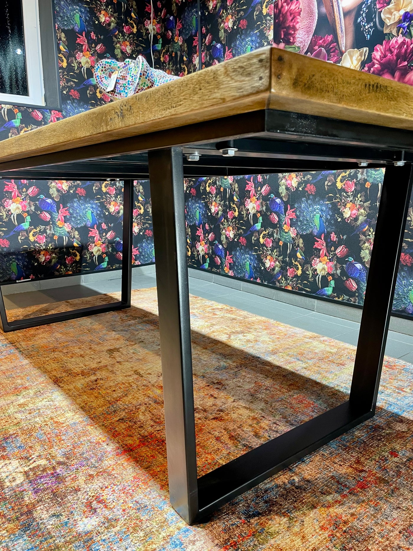 Esstisch Mixed Altholz recycelt 180 / 220 cm massiv Echtholz mit U Gestell Set Metall schwarz türkis braun