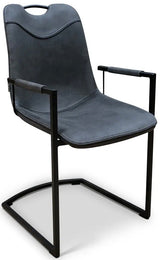 Chaise cantilever avec accoudoirs Claudy en simili cuir disponible en 3 couleurs : cognac, marron, vert, anthracite