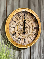 Lade das Bild in den Galerie-Viewer, 60 cm Vintage gold RIO Wanduhr mit Animation Zählwerk Zahnrad
