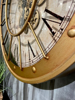 Lade das Bild in den Galerie-Viewer, 60 cm Vintage gold RIO Wanduhr mit Animation Zählwerk Zahnrad

