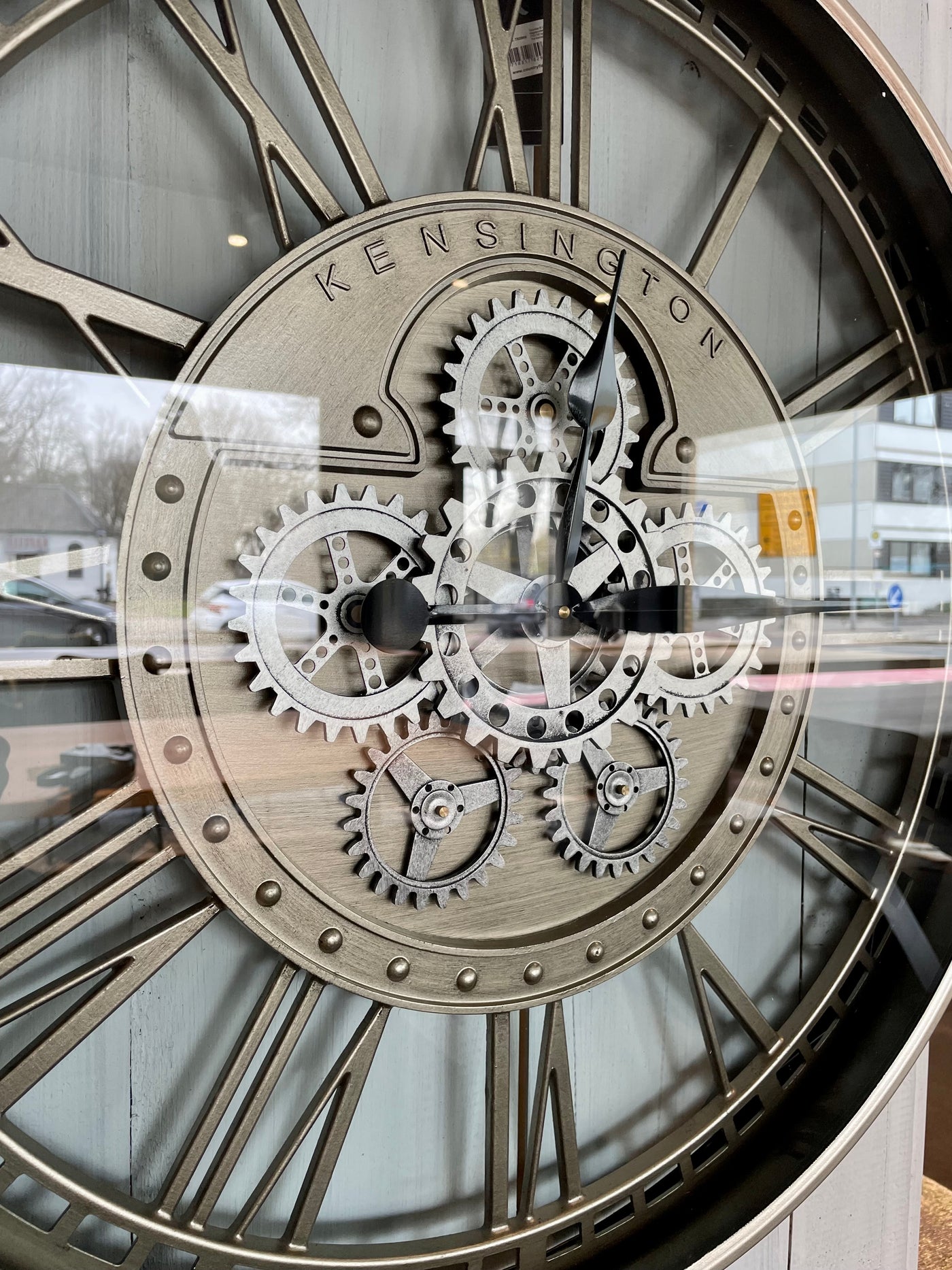 70 cm KENSINGTON Wanduhr Zahnrad Zählwerk Animation silber grau messing