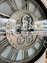 70 cm KENSINGTON Wanduhr Zahnrad Zählwerk Animation silber grau messing