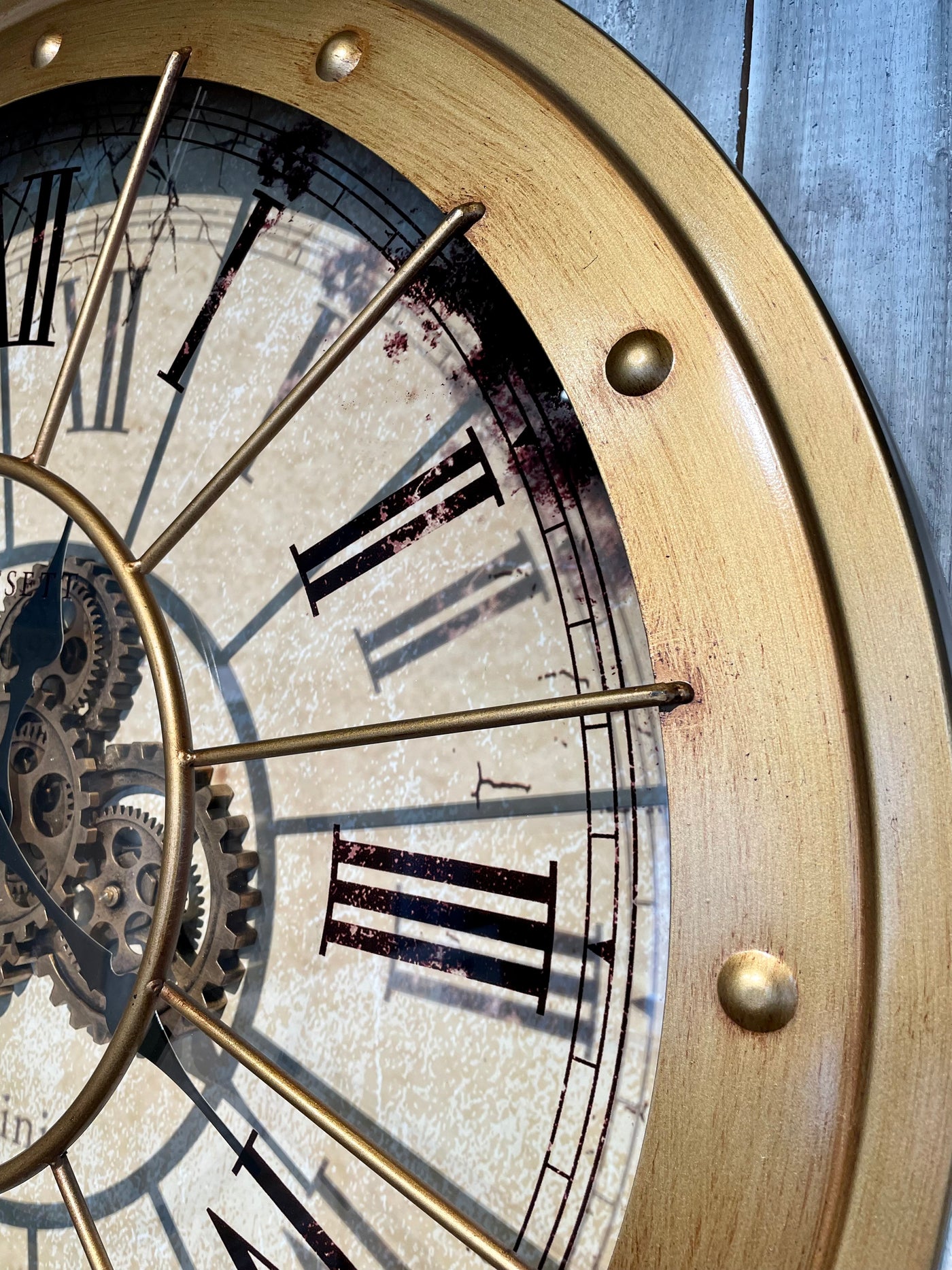 80 cm große Vintage gold RIO Wanduhr mit Animation Zählwerk Zahnrad Wand Uhr