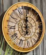 Lade das Bild in den Galerie-Viewer, 60 cm Vintage gold RIO Wanduhr mit Animation Zählwerk Zahnrad
