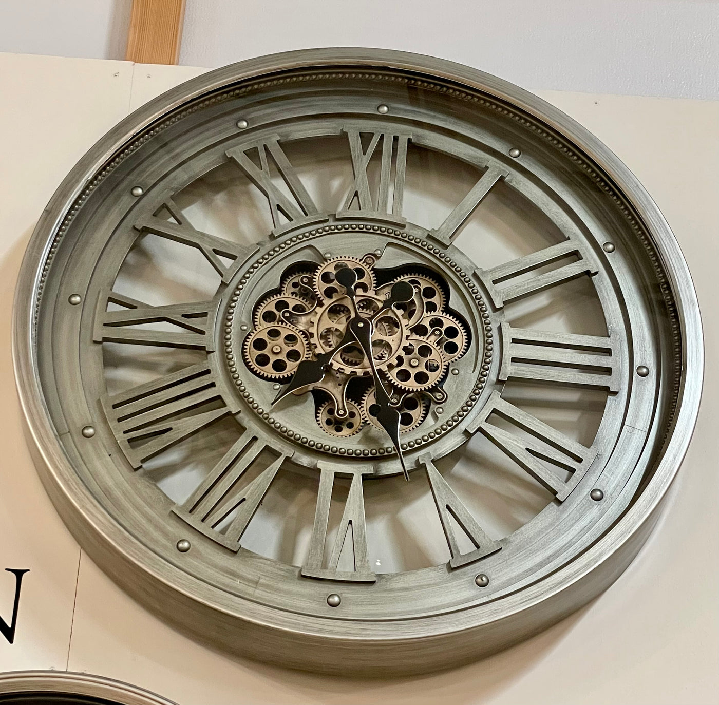 Große 80 cm Wanduhr mit Animation Zählwerk Zahnrad Messing