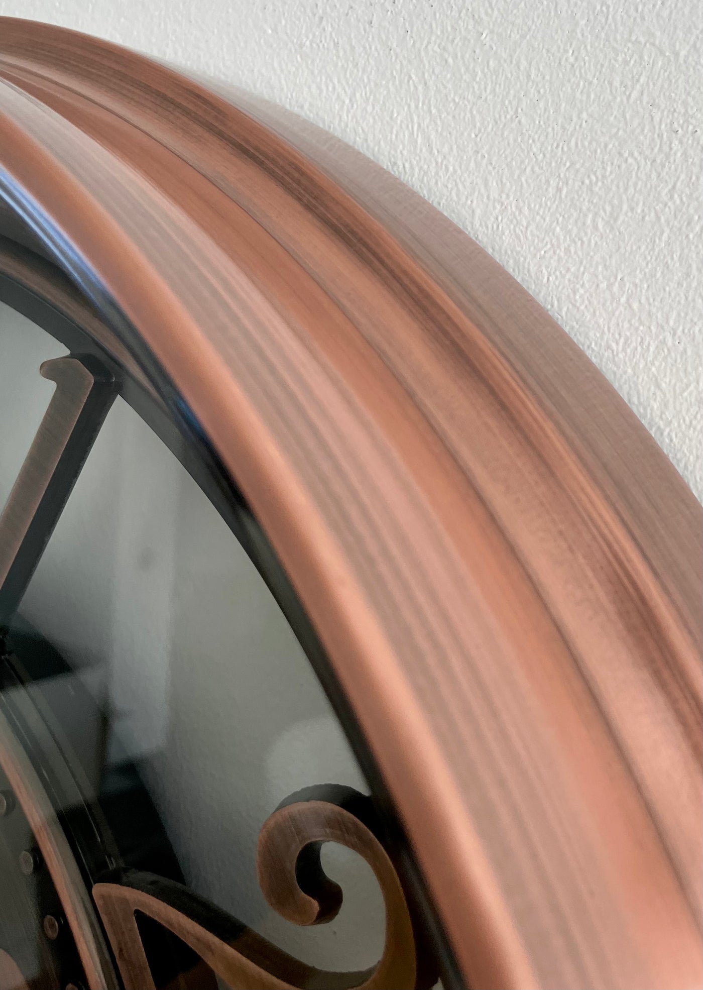 Wanduhr Zahnrad Berlin Zählwerk Animation Kupfer 55 cm